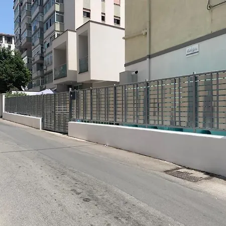 Apartman Rosato 2 - Moderno E Confortevole Con Spazio Esterno Tra Mondello E Il Centro Storico Palermo